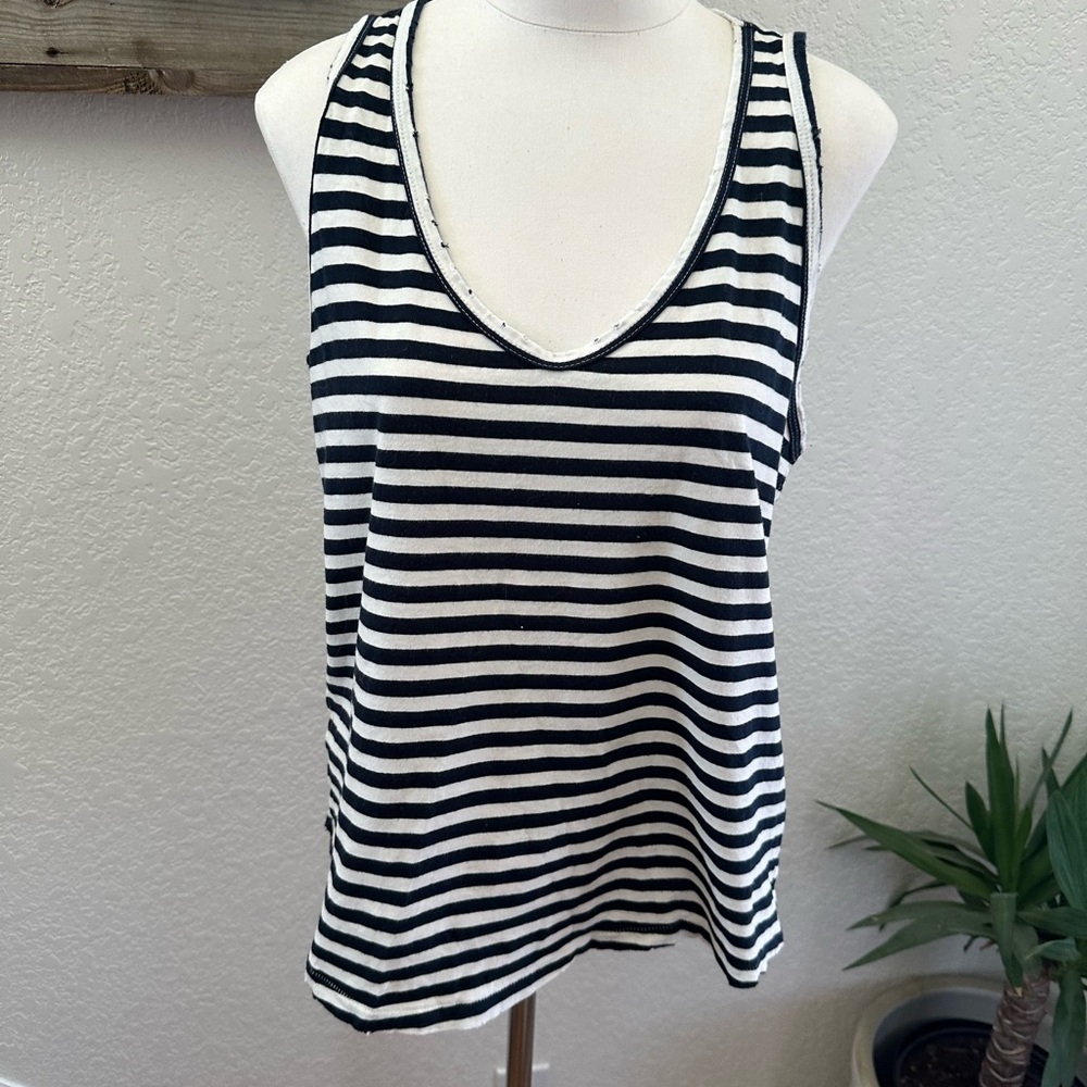 AMO Striped Navy and White Women's Distressed Tank Top‎ size Large